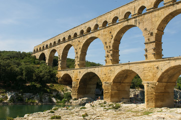Fototapeta na wymiar Pont du Gard, most rzymski w Provence, Francja