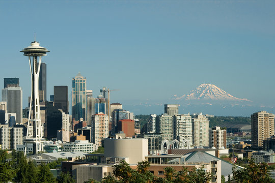 Downtown Seattle Space Needle And Mt. Rainier