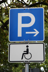 Behindertenparkplatz