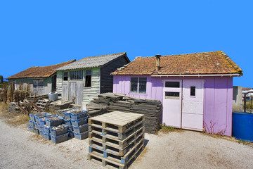 Fototapeta na wymiar Francja; Charente Maritime; oléron; St Trojan: cabanes ostré?col