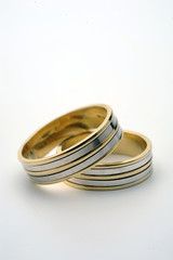 gold wedding rings