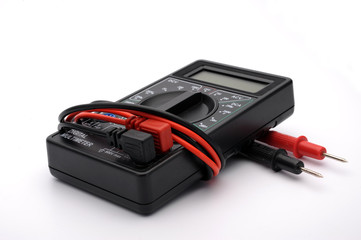 Digital multimeter