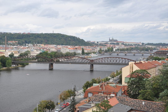 Moldaubrücken in Prag