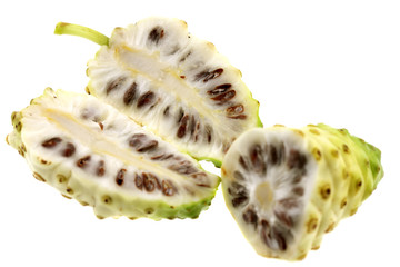 fruits de morinda citrifolia