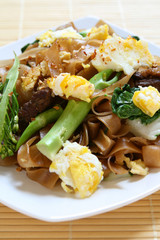 Thai Fried Noodles (Pad See Ew)