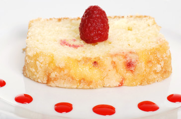 raspberry cake with sauce