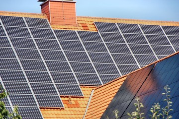 Solarzellen auf dem Dach