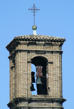 Campanario de una iglesia de Pamplona (Navarra).
