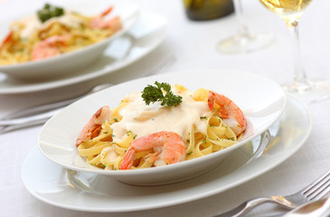 Pasta Alfredo with grilled shrimps