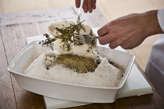 poisson en croute de sel