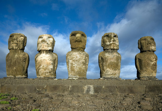 Easter island - Ahu Tongariki