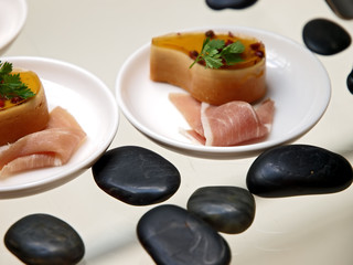 appetizer buffet, fine dining