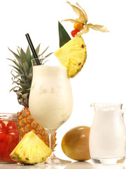 Pina Colada mit Zutaten
