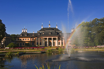 Fototapeta premium Schloss Pillnitz