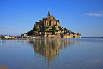 Fototapeta na wymiar Mont Saint-Michel