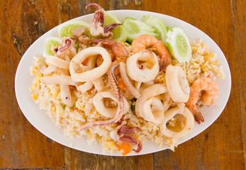 Fried rice with seafood