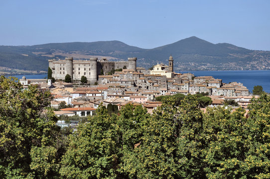 Panorama di Bracciano con il Castello Odescalchi, Lazio, Italia