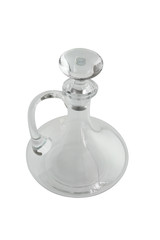 Carafe à vin sur fond blanc