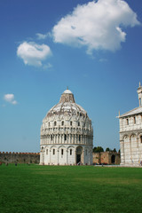 piazza dei miracoli Pisa