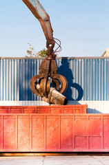 grabber up on the metal heap