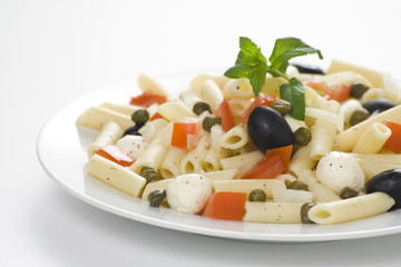 fresh macaroni mozzarella olives capers tomatoes salad