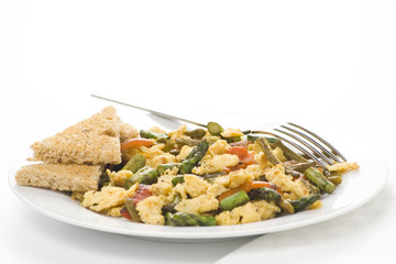 asparagus omelette red pepper and slices of bread