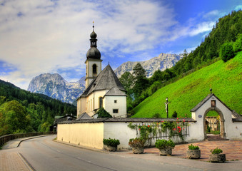 Fototapeta na wymiar Famous landmark Ramsau in Berchtesgaden - Bavaria / Germany