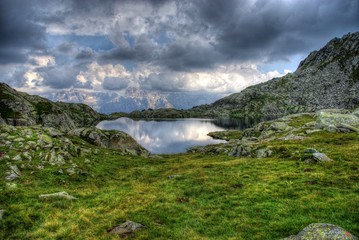 Lago di montagna
