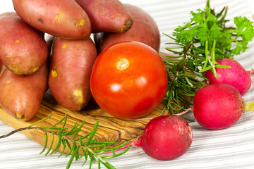 Kartoffel mit Tomate