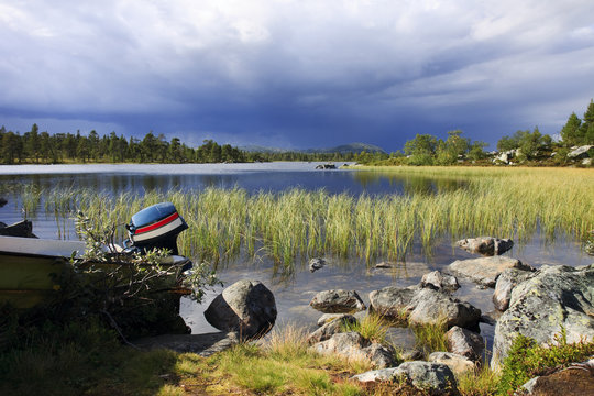 take a boat at Lake Rogen (Sweden)