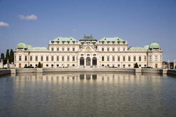 Fototapeta na wymiar belvedere palace - vienna