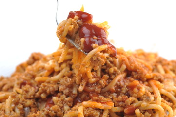 macaroni with meat and tomato