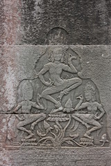 Angkor,le bayon,devatâ