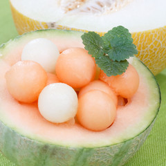 Melon balls with mint