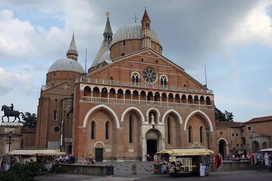 basilika des heiligen antonius