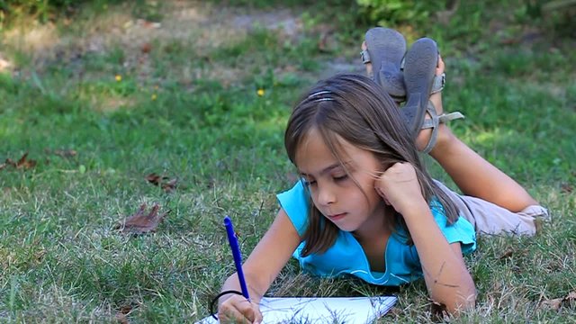 po&eacute;sie dans l'herbe