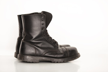 springerstiefel