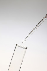 試験管とスポイド