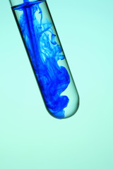 試験管とインク