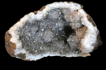 Minéral cristaux pierres précieuses gemmes géodes