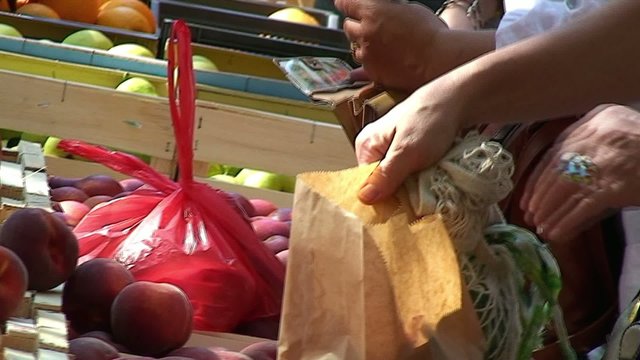 vente au march&eacute;