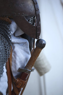 équipement d'un guerrier médiéval