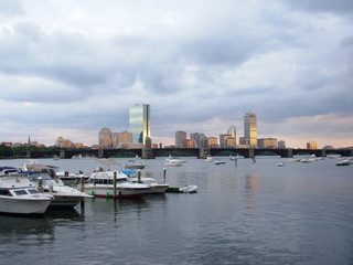 Fototapeta premium Skyline von Boston im Abendlicht