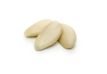 Peeled almonds 2