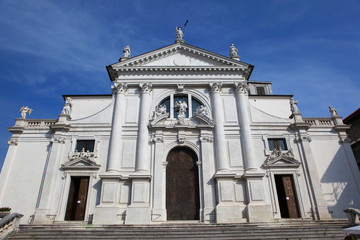 Fototapeta na wymiar Duomo di San Daniele del Friuli - Udine (7)