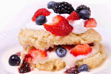 berry shortcake