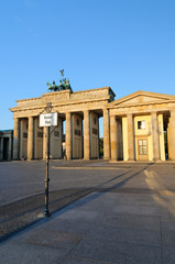 Obraz premium Brandenburger Tor im Morgenlicht