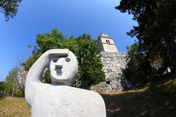 La Rocca e la Chiesa di Monrupino (2)