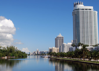 Fototapeta na wymiar Miami Beach Highrise Condos and Hotels