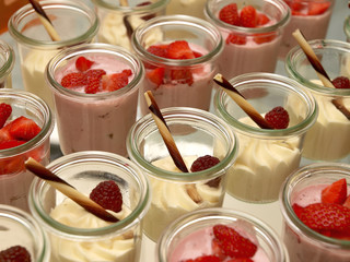 nachtisch in gläser